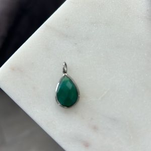 Adorina NWOT Green Onyx Pear Pendant - Green/Silver